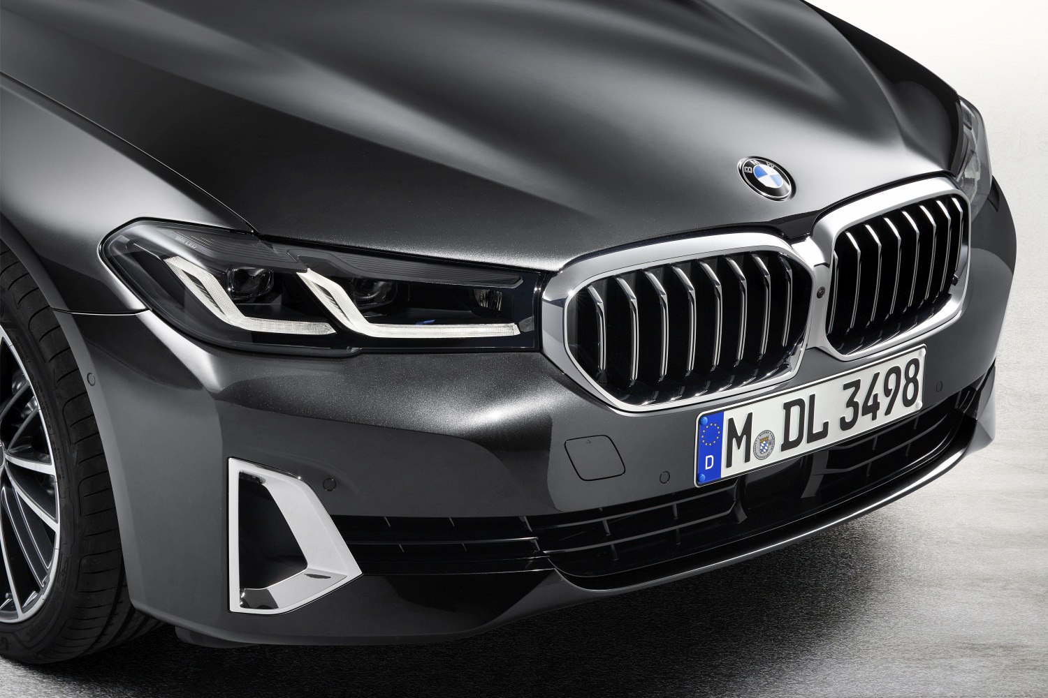 BMW 5 Series technical specifications and fuel economy